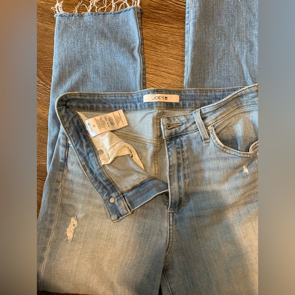 Like New, Joe’s Jeans. Size 29. Niki fit. - Picture 5 of 6